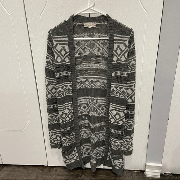 Pink Republic Grey and White Open Front Long Cardigan - Picture 1 of 10